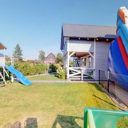 Stunning In With Heated Swimming Pool Karwia