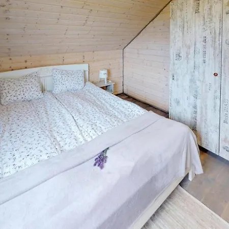 2 Bedroom Pet Friendly In Karwia