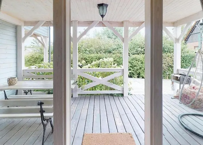 2 Bedroom Pet Friendly In