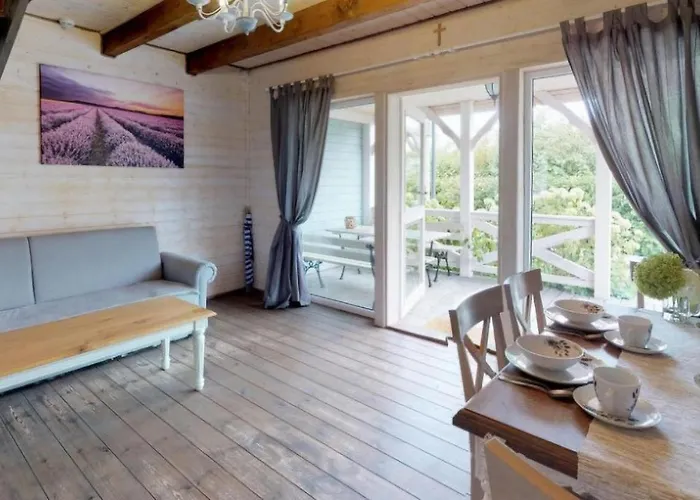 2 Bedroom Pet Friendly In Semesterbostad *